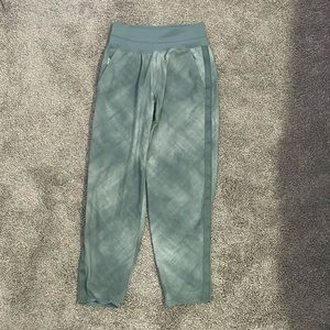 Athleta Joggers!